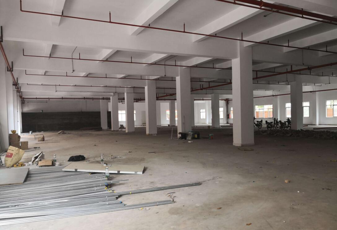 <a href=http://m.tcs006.com.cn/case/gkcf/ target=_blank class=infotextkey>深圳廠房裝修</a>公司